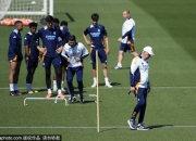 爱游戏体育官网-皇马巨星现身意大利国家队训练场，助威欧锦赛预选赛！的简单介绍