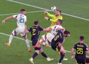 爱游戏中国官网-挪威队进攻激烈，葡萄牙队惨遭击败