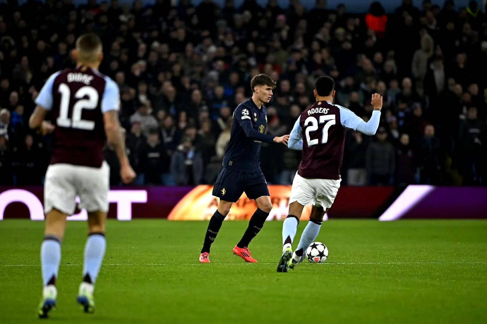 关于利物浦主帅透露战术变动,球队或将出现新风格的信息 关于利物浦主帅透露战术变动,球队或将出现新风格的信息