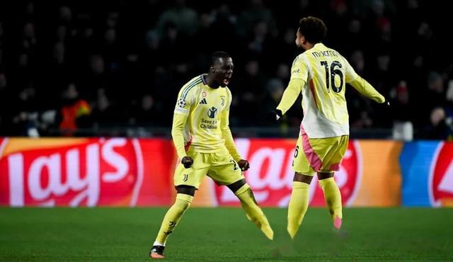 包含尤文图斯惨遭淘汰,无缘欧冠决赛的词条 包含尤文图斯惨遭淘汰,无缘欧冠决赛的词条