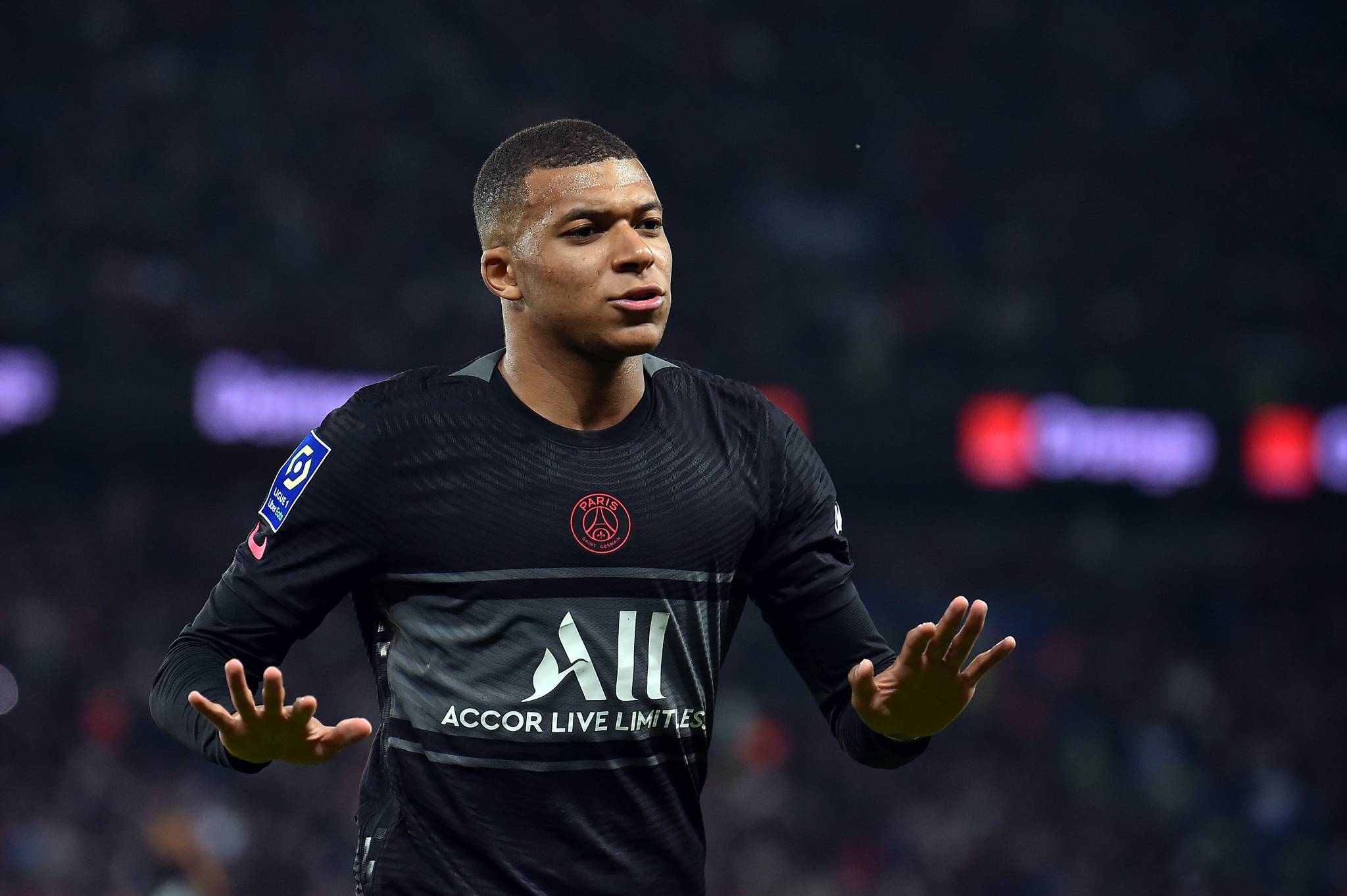 里尔客场力克蒙彼利埃,法甲积分榜领先优势扩大的简单介绍 里尔客场力克蒙彼利埃,法甲积分榜领先优势扩大的简单介绍