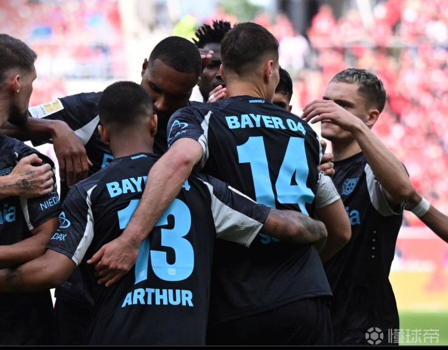 关于汉堡主场战平勒沃库森,欧罗巴资格堪忧的信息 关于汉堡主场战平勒沃库森,欧罗巴资格堪忧的信息