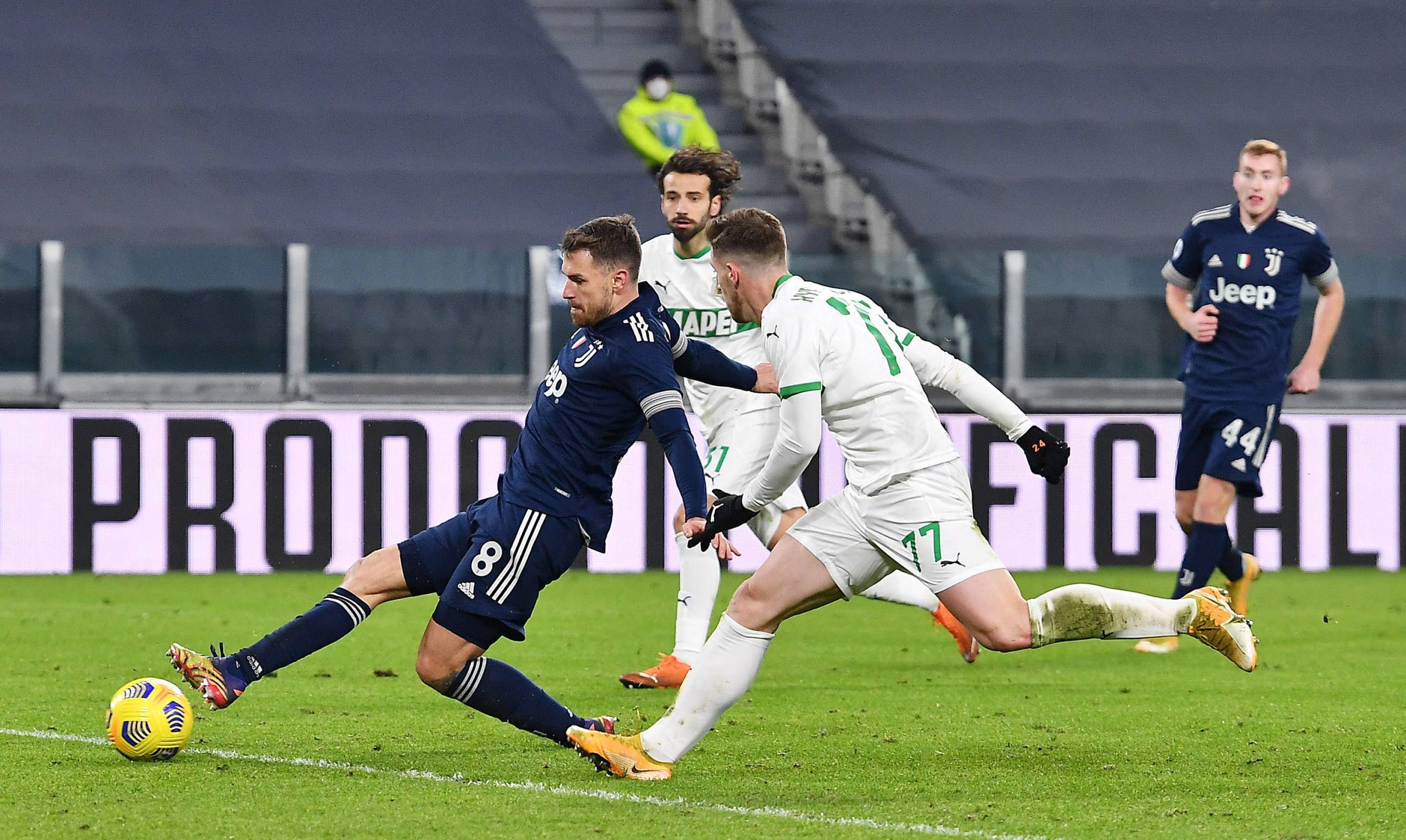 包含意甲赛事中球队表现出色,逐渐走向巅峰的词条 包含意甲赛事中球队表现出色,逐渐走向巅峰的词条