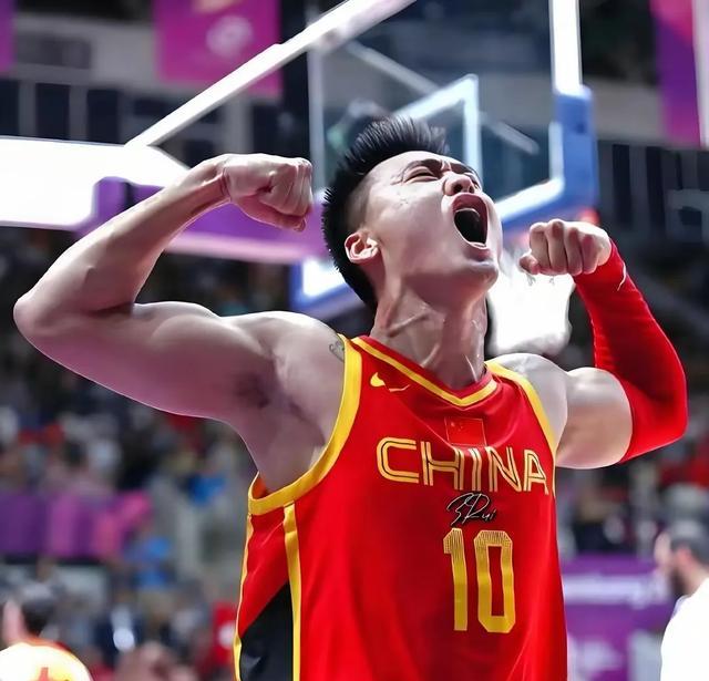 湖北男篮在比赛中表现出色,令人赞叹 湖北男篮在比赛中表现出色,令人赞叹