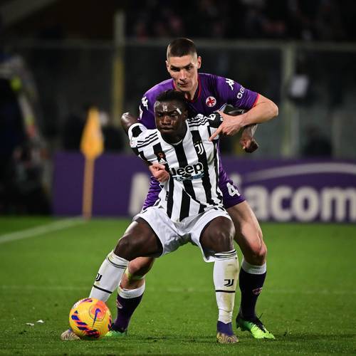 查尔斯豪登主场大捷,稳固保级位置 查尔斯豪登主场大捷,稳固保级位置