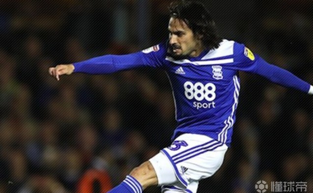 伯明翰城大胜阿斯顿维拉,掀起逆袭风暴的简单介绍 伯明翰城大胜阿斯顿维拉,掀起逆袭风暴的简单介绍