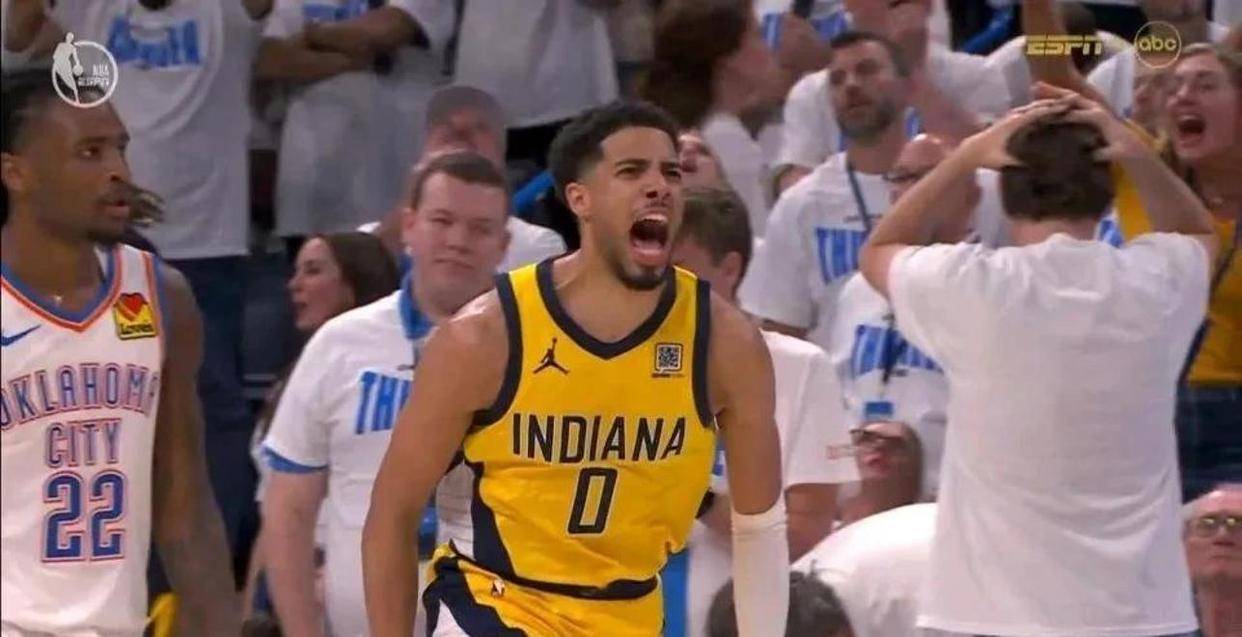 爵士主场告捷,力挫步行者晋级下一轮 爵士主场告捷,力挫步行者晋级下一轮