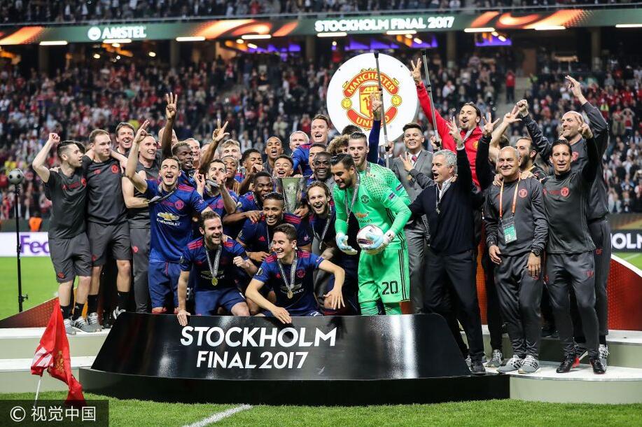 阿贾克斯争取夺冠,胜负命运尽在短短一线的简单介绍 阿贾克斯争取夺冠,胜负命运尽在短短一线的简单介绍