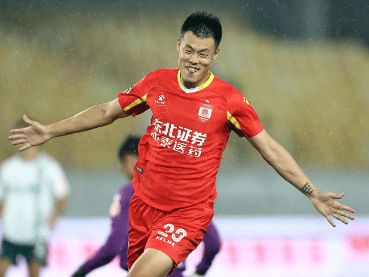 湖南队获得中甲联赛季军 湖南队获得中甲联赛季军