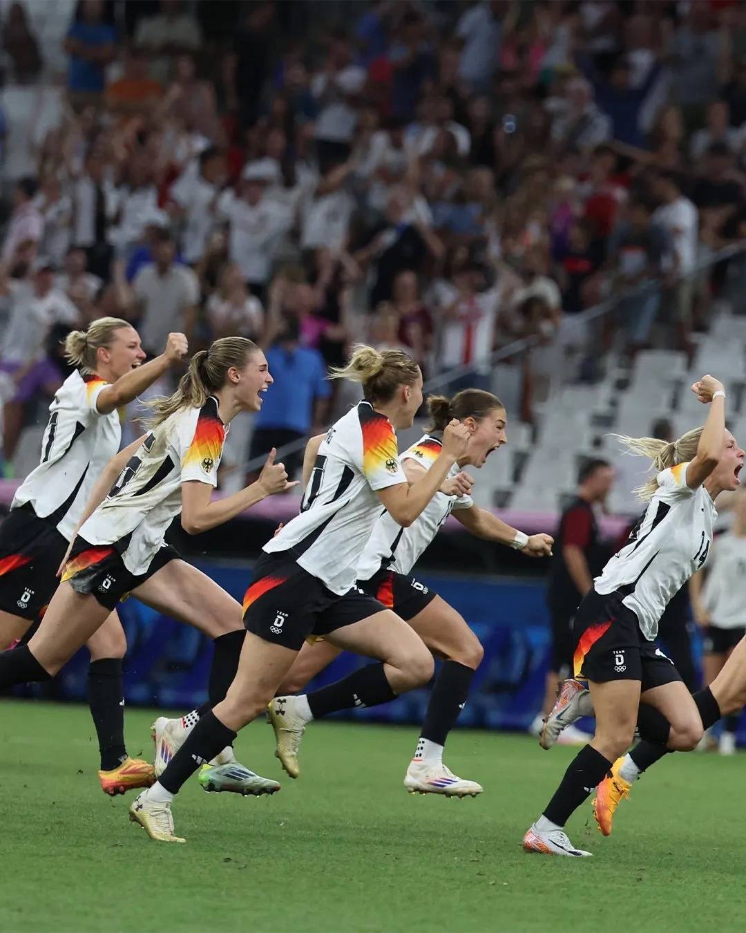 西班牙女队在热身赛事中表现抢眼 西班牙女队在热身赛事中表现抢眼