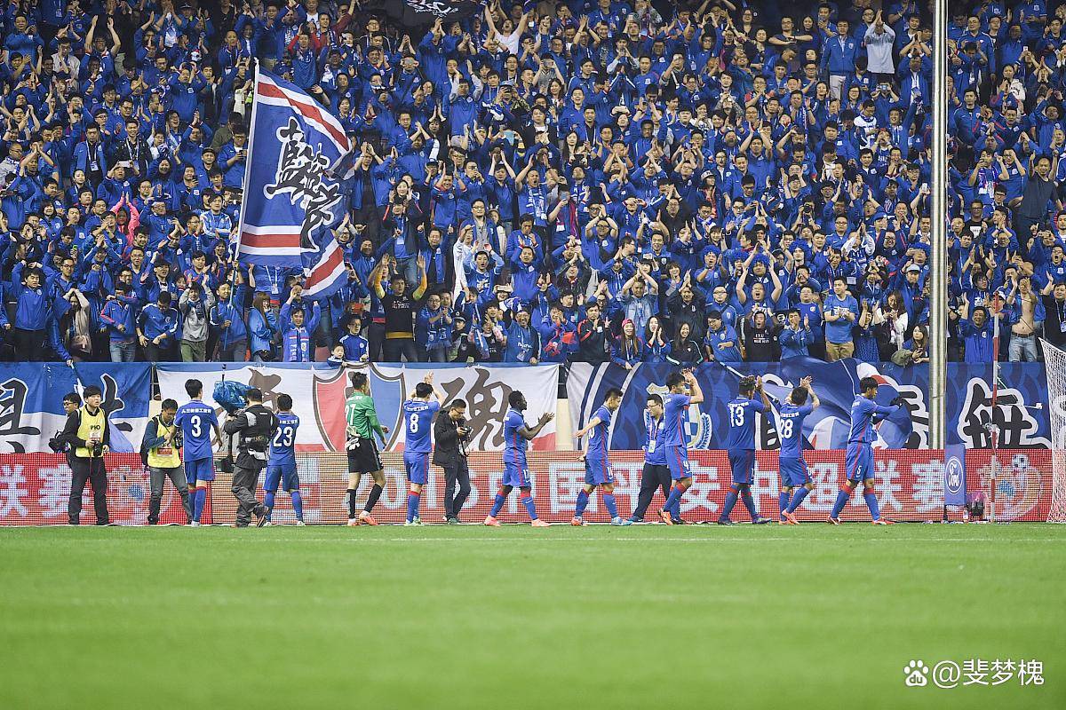 英超转会市场热闹:切尔西签下西甲金靴 英超转会市场热闹:切尔西签下西甲金靴