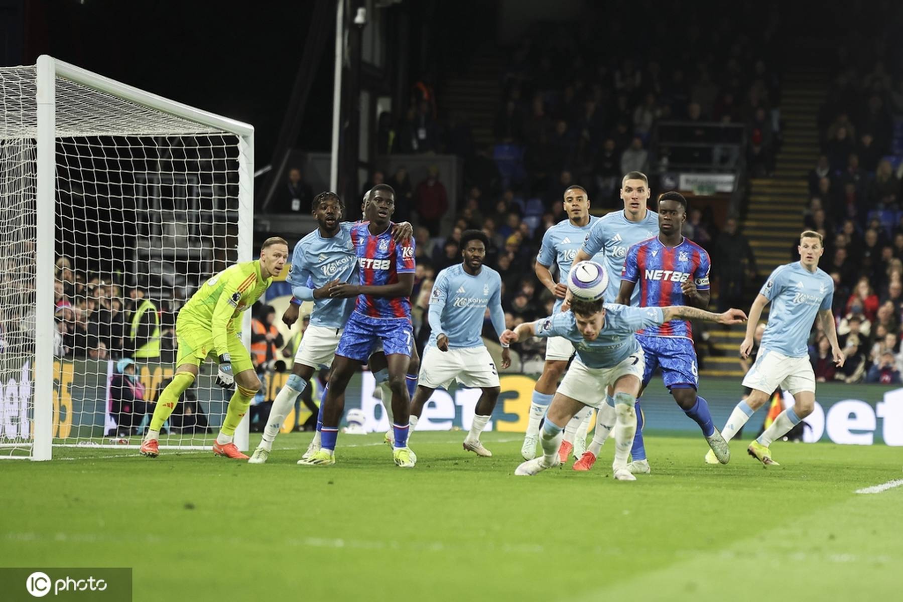 水晶宫主场战平沃特福德，难以取胜的简单介绍