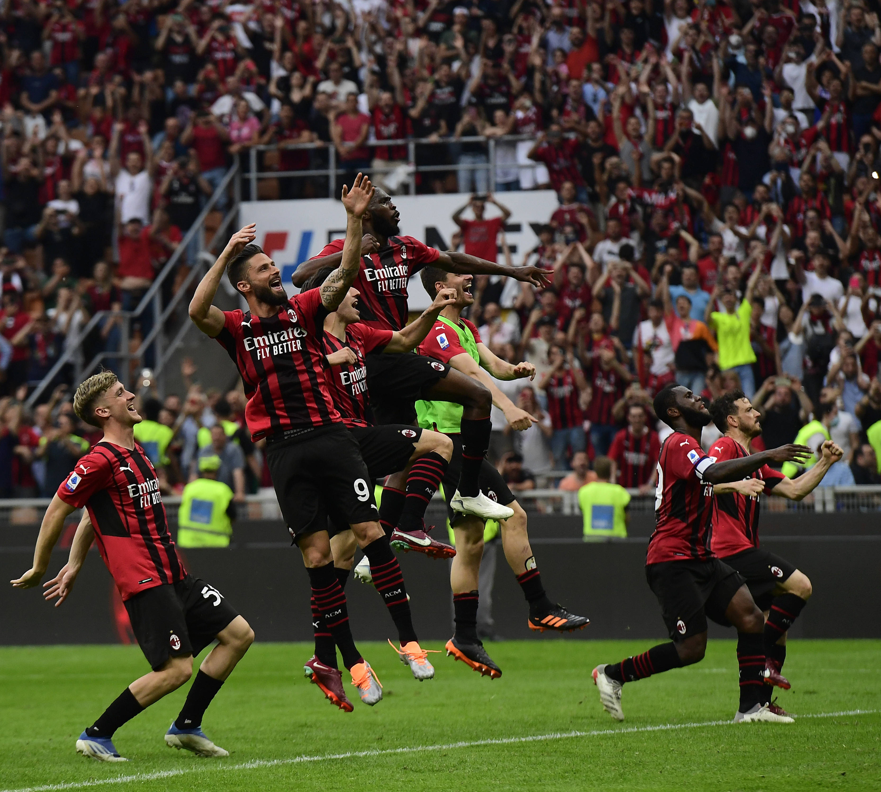 包含米兰德比战:AC米兰客场大胜国际米兰的词条 包含米兰德比战:AC米兰客场大胜国际米兰的词条