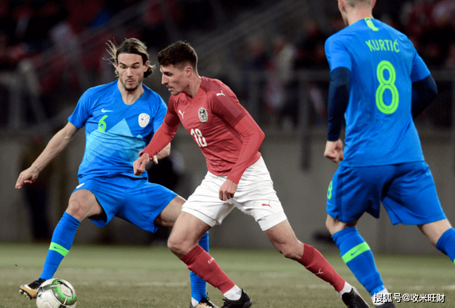 包含斯洛文尼亚客场失利，晋级前景变得不明朗的词条