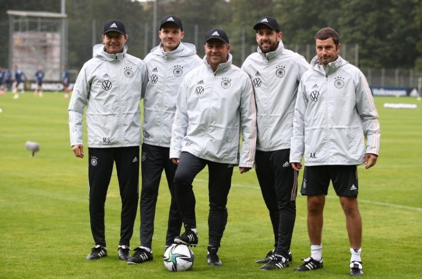 德国主场击败罗马尼亚，保持不败