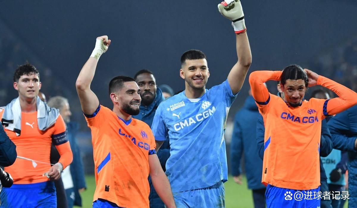 马赛主力前锋连续进球,展现火热状态 马赛主力前锋连续进球,展现火热状态