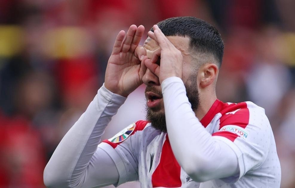 格鲁吉亚代表队在击剑赛场上崭露头角 格鲁吉亚代表队在击剑赛场上崭露头角