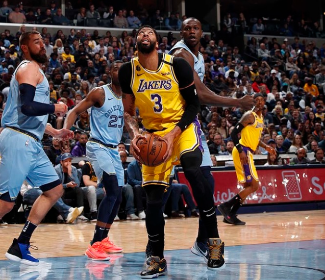 客场战绩不佳成为球队软肋,需改善 客场战绩不佳成为球队软肋,需改善