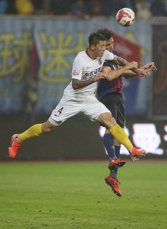 河南建业主场胜青岛黄海,保持不败 河南建业主场胜青岛黄海,保持不败