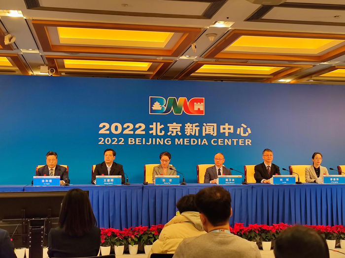 赛后赛事评论员解读比赛亮点,引发热议 赛后赛事评论员解读比赛亮点,引发热议