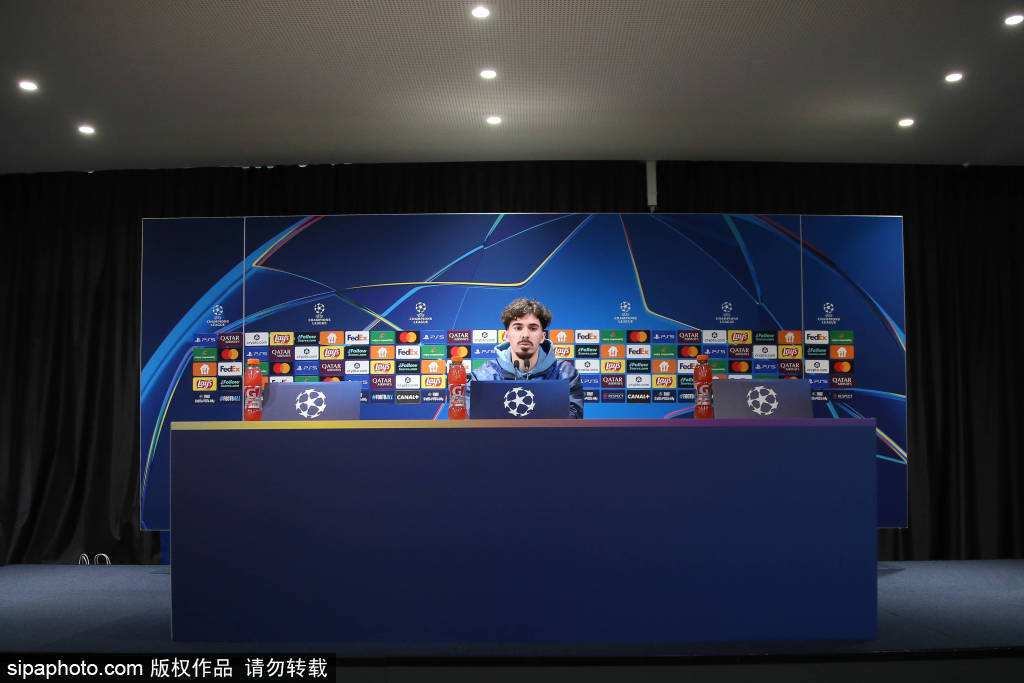 主教练辞职,阿森纳俱乐部陷入危机的简单介绍 主教练辞职,阿森纳俱乐部陷入危机的简单介绍