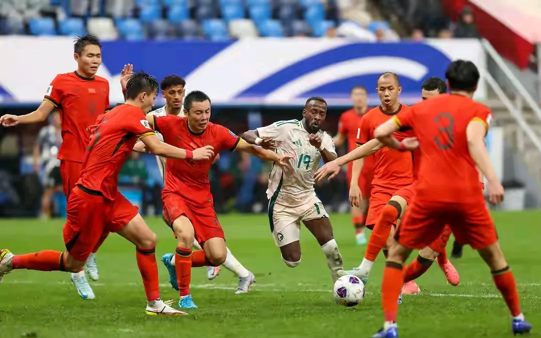 包含精彩绝伦的球场对抗,备受瞩目的足球盛宴的词条 包含精彩绝伦的球场对抗,备受瞩目的足球盛宴的词条