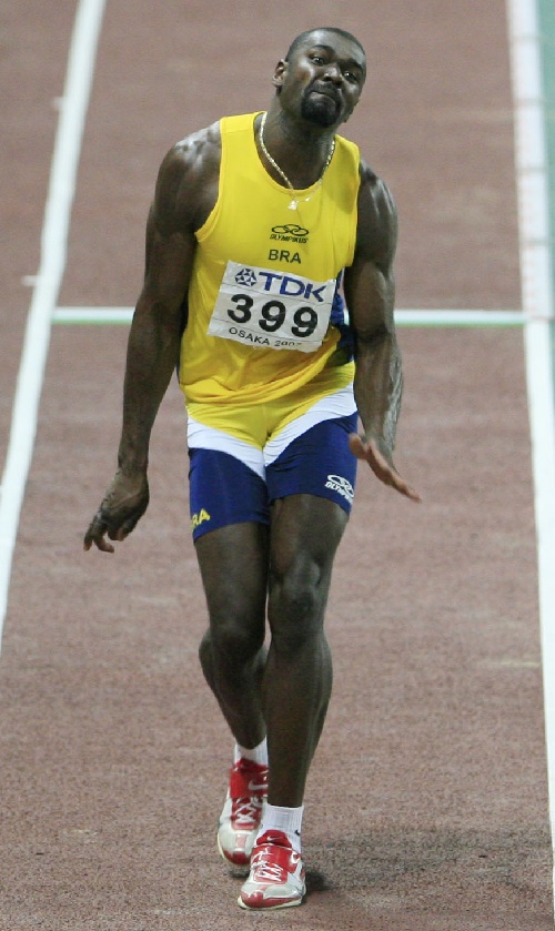 巴西田径选手再度夺冠,速度与技巧并存 巴西田径选手再度夺冠,速度与技巧并存