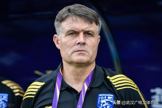 球队备战中出现误会,主教练急需调整备战心态 球队备战中出现误会,主教练急需调整备战心态