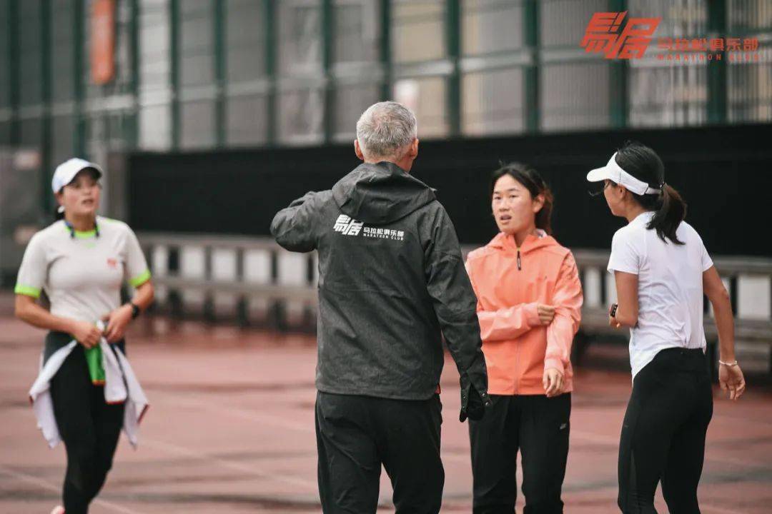 球队备战中出现误会,主教练急需调整备战心态 球队备战中出现误会,主教练急需调整备战心态